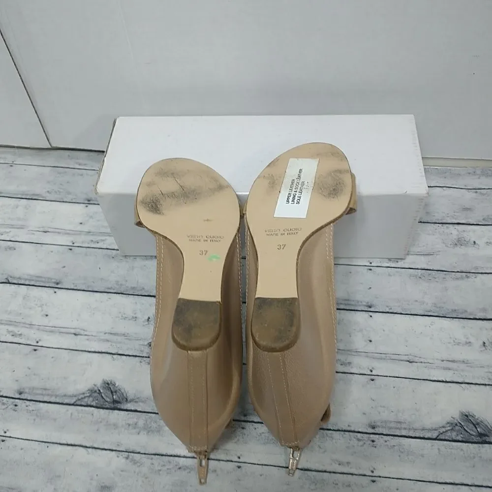 Steven Vero Cuoio Woman's SZ 6.5 US Tan Wedge